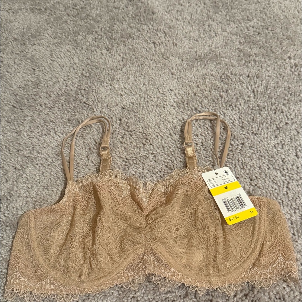 Wacoal b.tempt’d Lace Trimmed Tan Bra - Picture 7 of 13